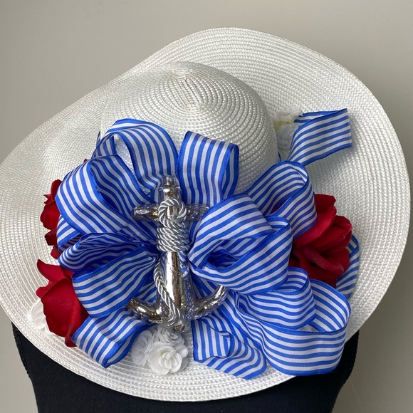 NAUTICAL Derby Hat with Red Roses - Picture 1 of 11